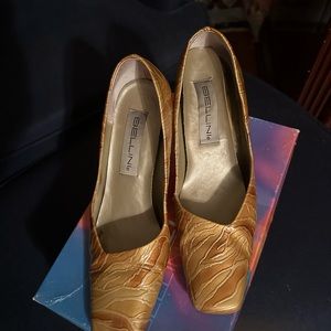 Gold Bellini heels size 9